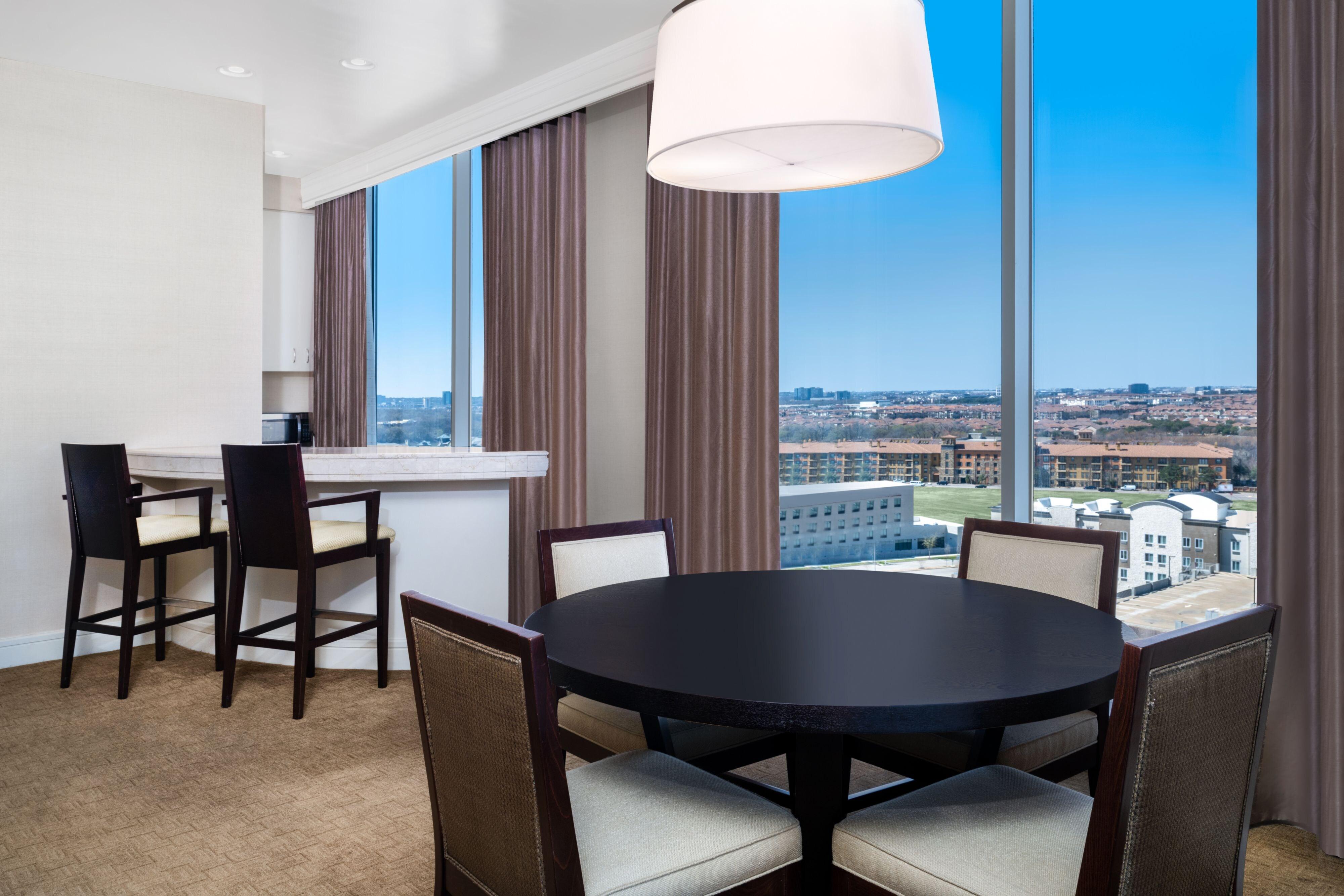 Renaissance Dallas North 4*
