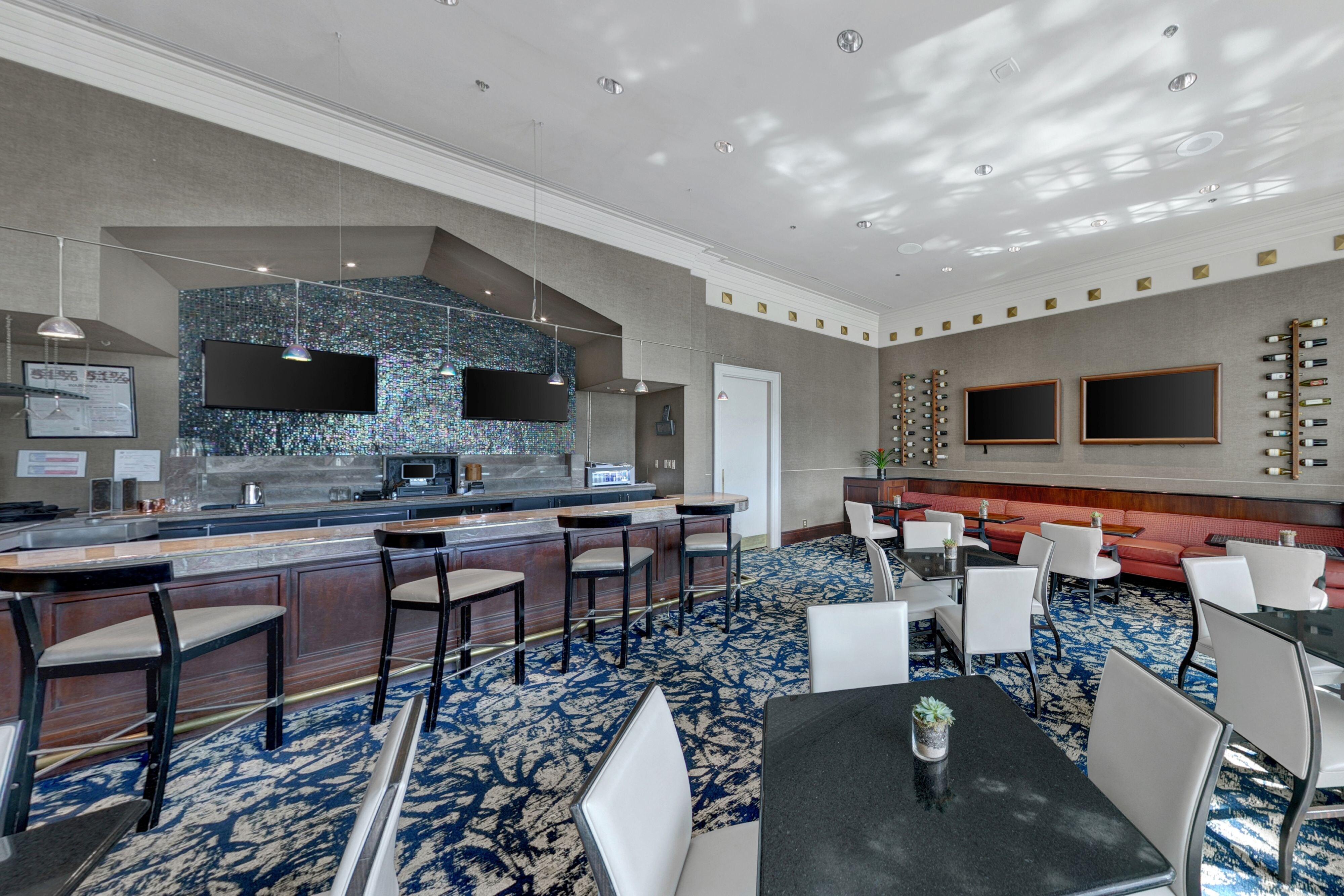Renaissance Dallas North 4*