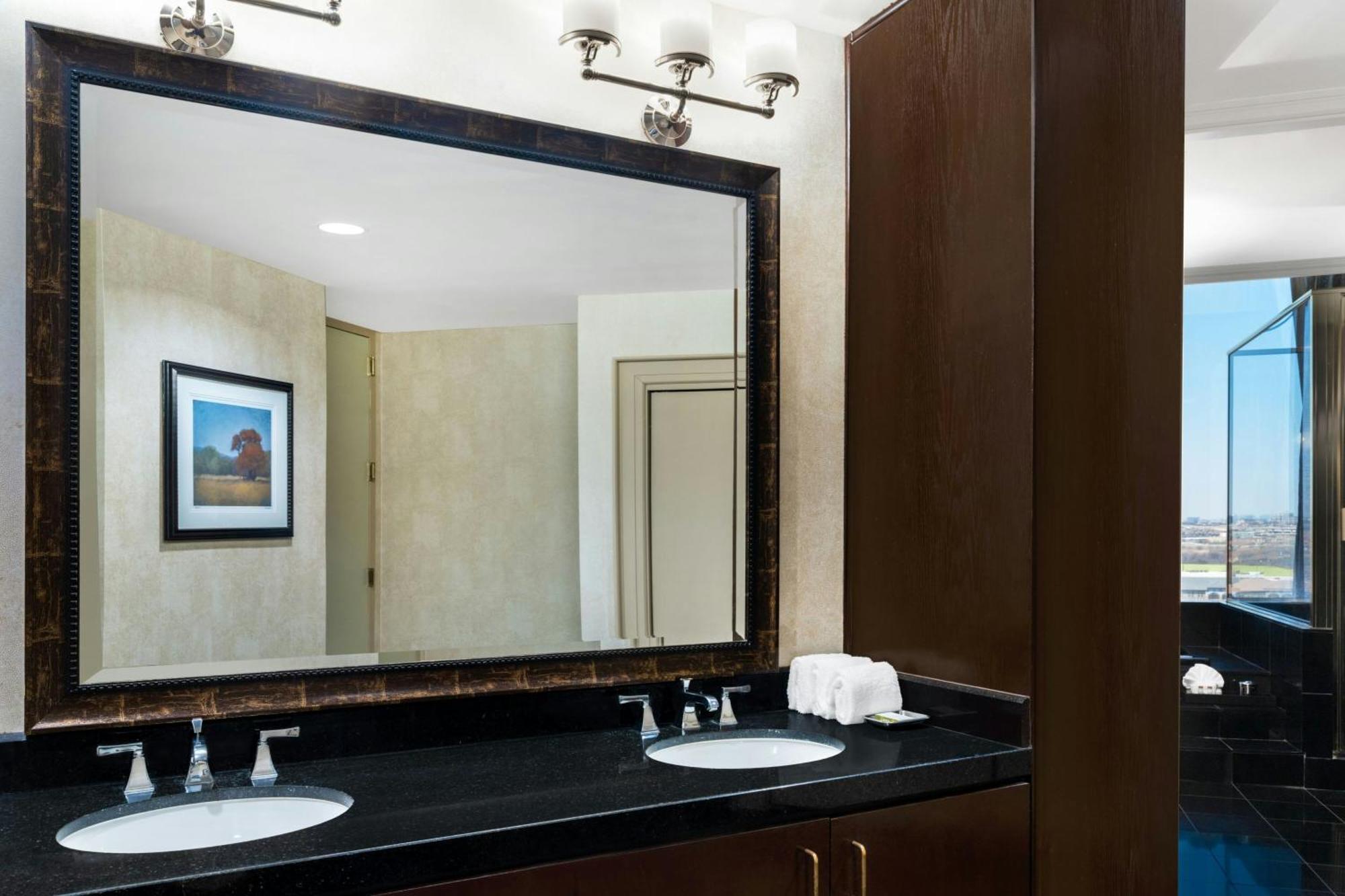 Hotel Renaissance Dallas North